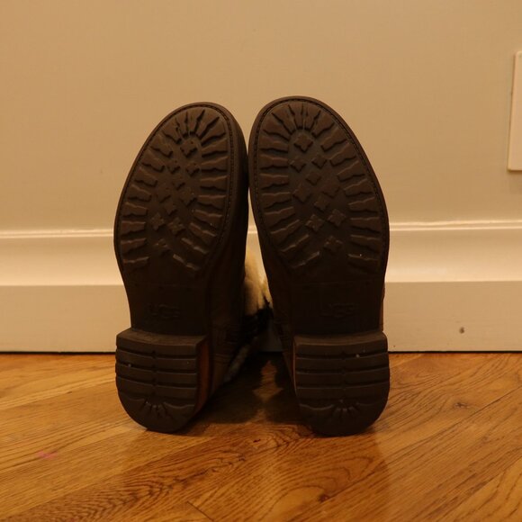 UGG Blayre II Sherpa Lined boot sheepskin brown 7.5 Zip Buckle cozy west heel - Picture 8 of 9